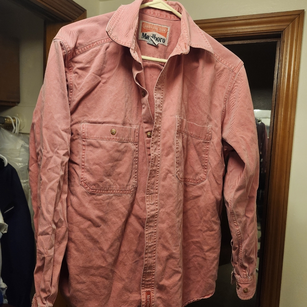 Red Marlboro Size Small Button Up